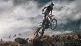 bti体育登录入口-体坛惊雷！莱万多夫斯基爆冷击溃雄鹿，全场沸腾见证历史时刻